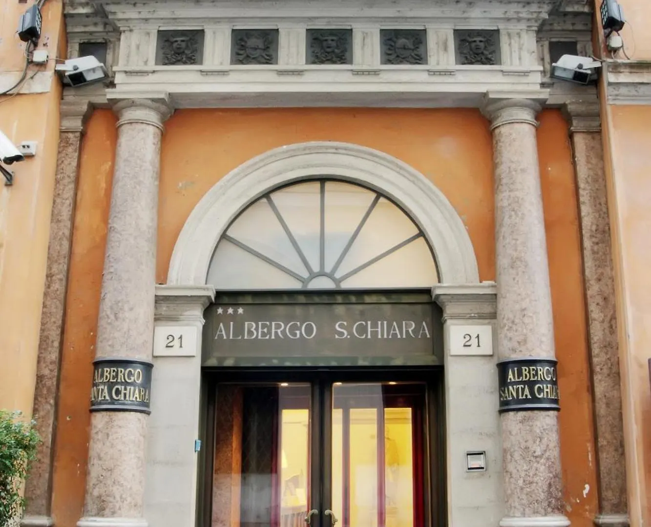 Hotel Albergo Santa Chiara Rome 3*,