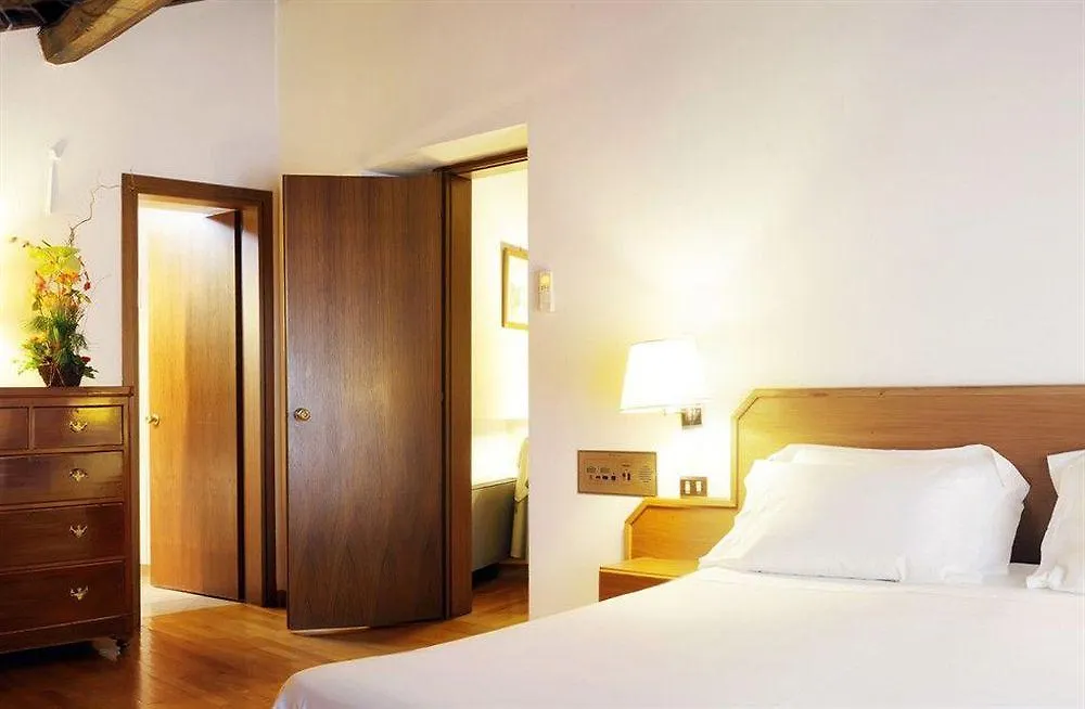 Hotel Albergo Santa Chiara Rome
