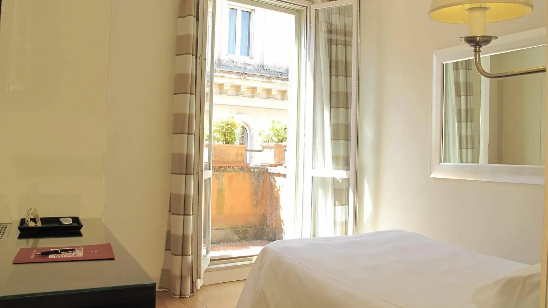 Hotel Albergo Santa Chiara Rome