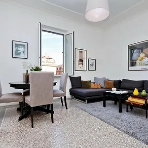 Apartamento Piazza Capponi, Roma